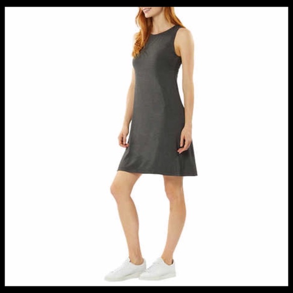 32 DEGREES Reversible Dress
For 2 Looks In 1 Heather Scarlet & Heather Charcoal - Picture 6 of 10